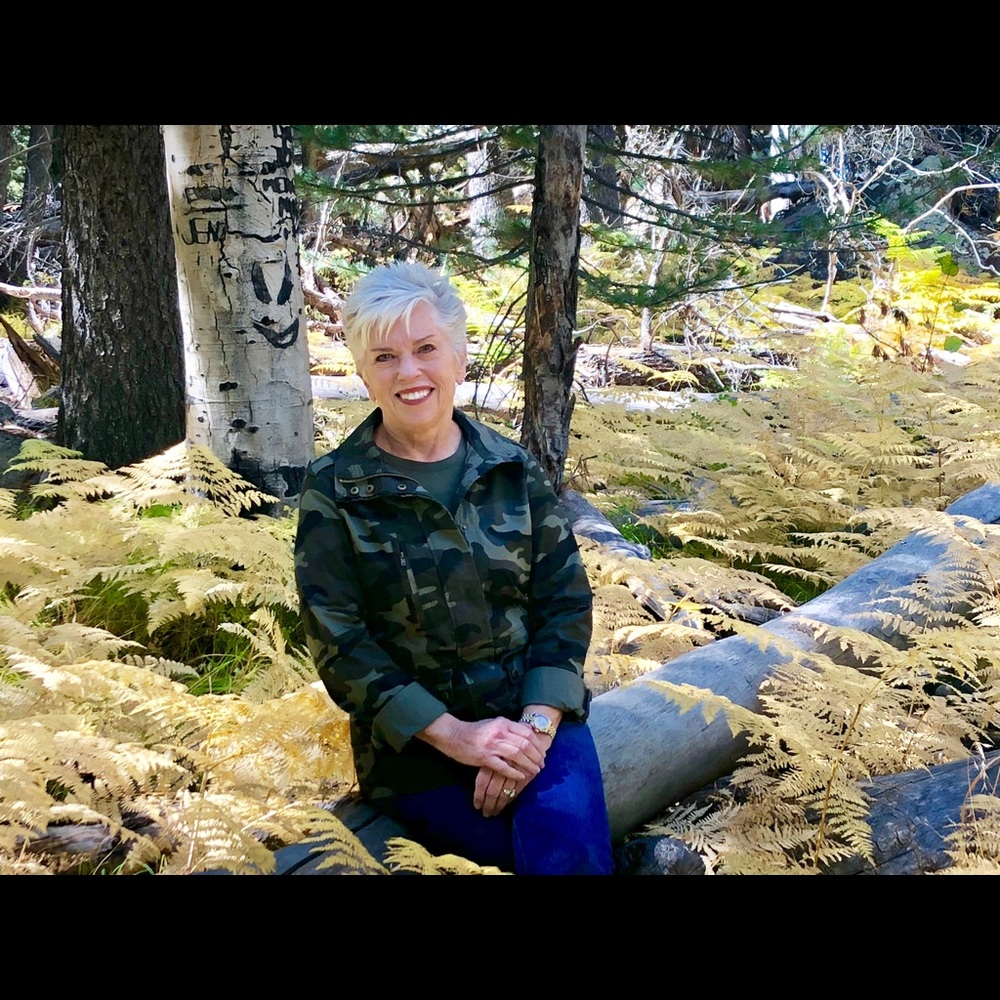 Meet your Posher, Deborah